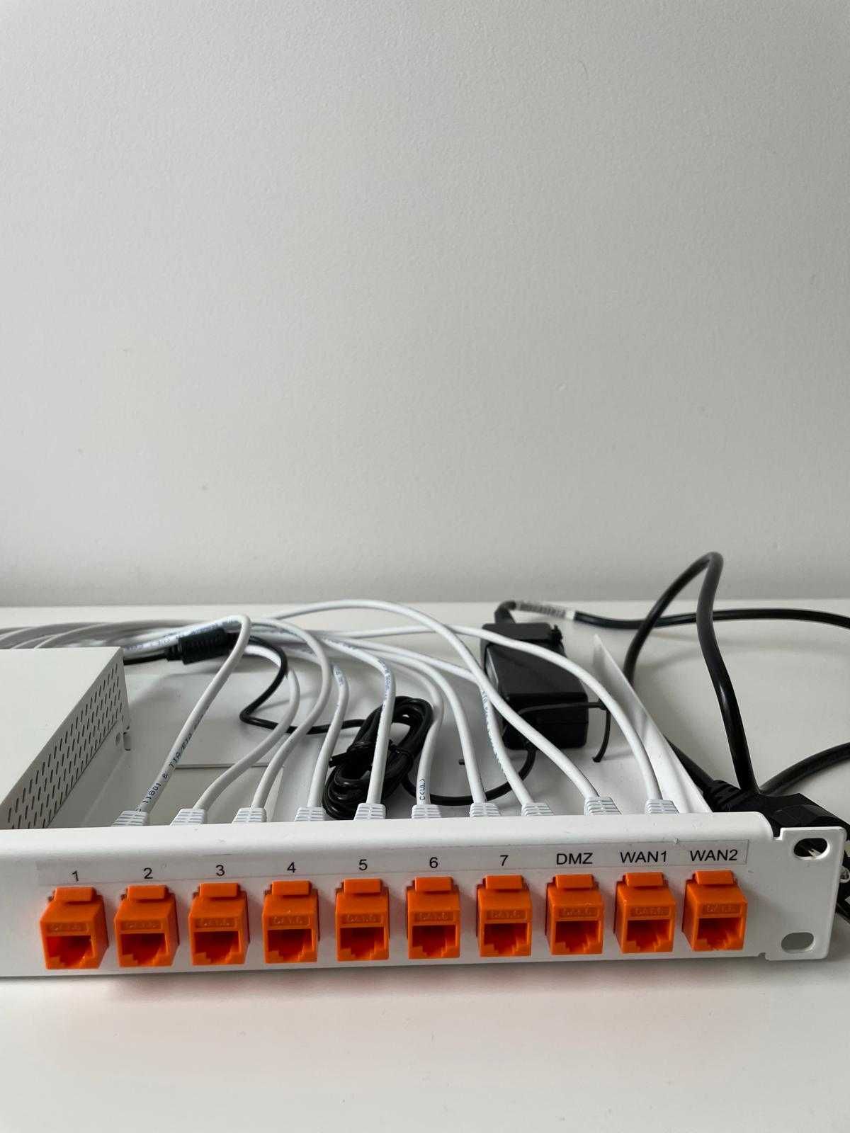 Fortinet FortiGate FG-60D – Firewall UTM + Rack Kit + Patchcordy