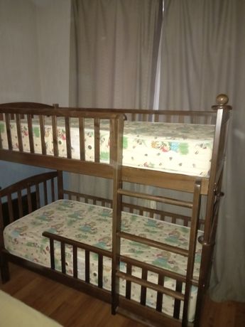 Кровать детская двухъярусная
