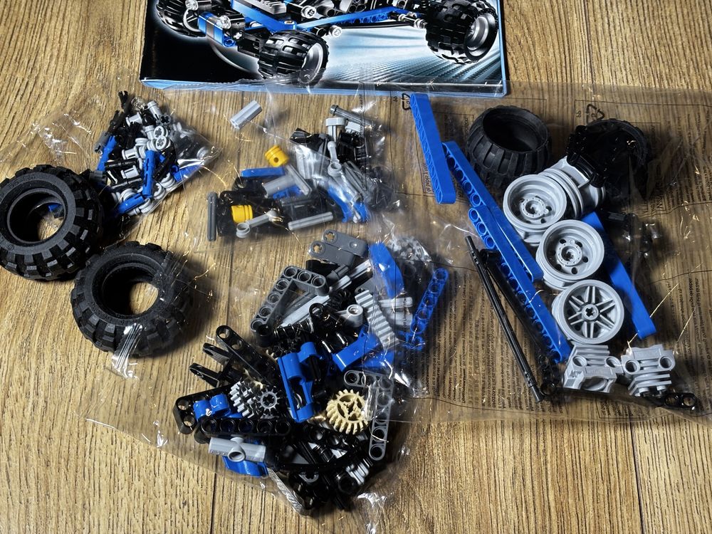 Lego Technic 8296-1 - Dune Buggy