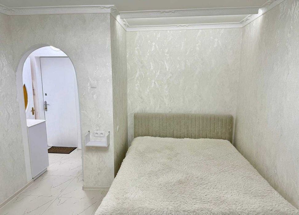 Продаю однокімнатну квартиру. Соборна. Ремонт, меблі, техніка!