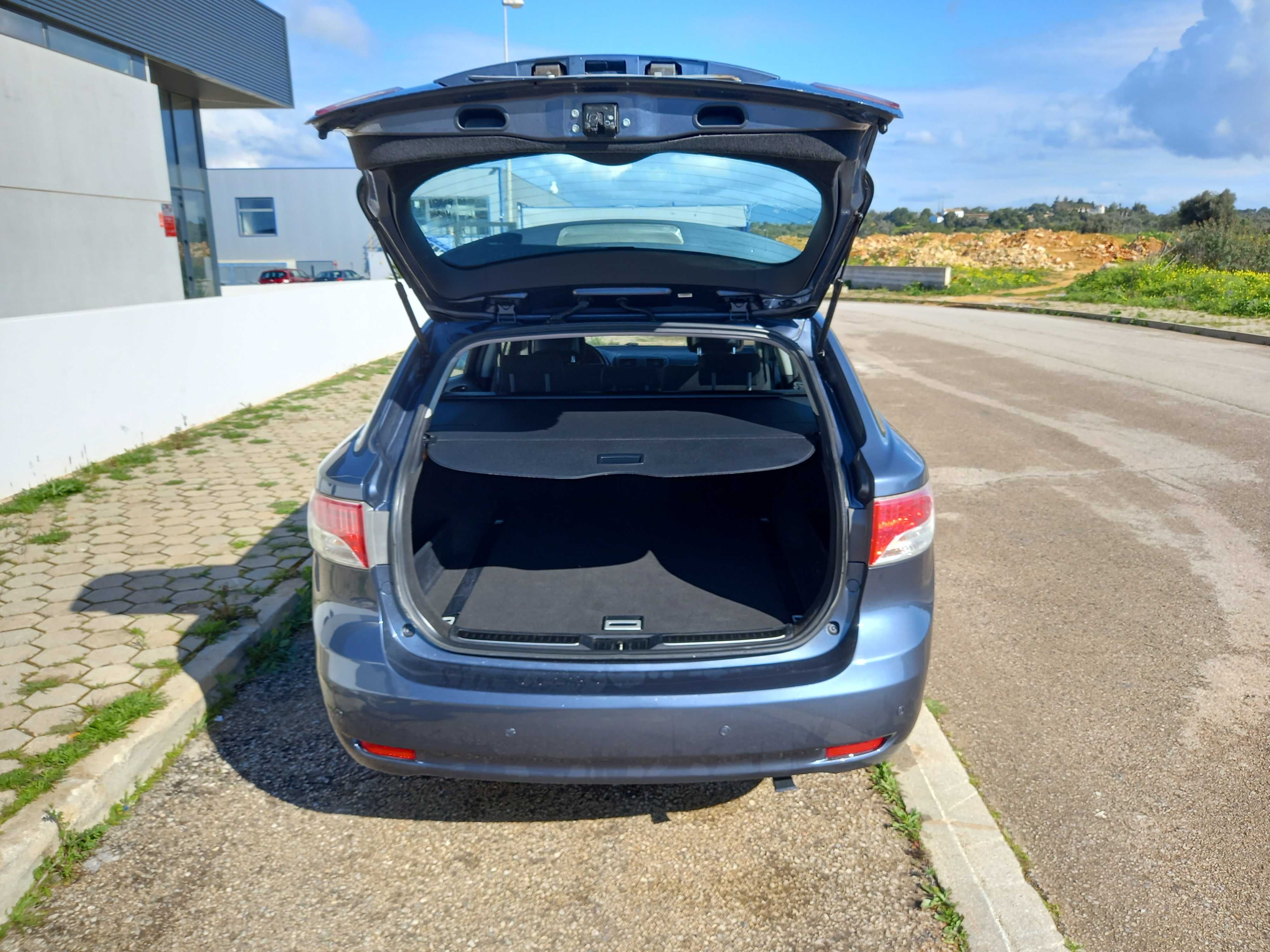 Toyota Avensis 2.0