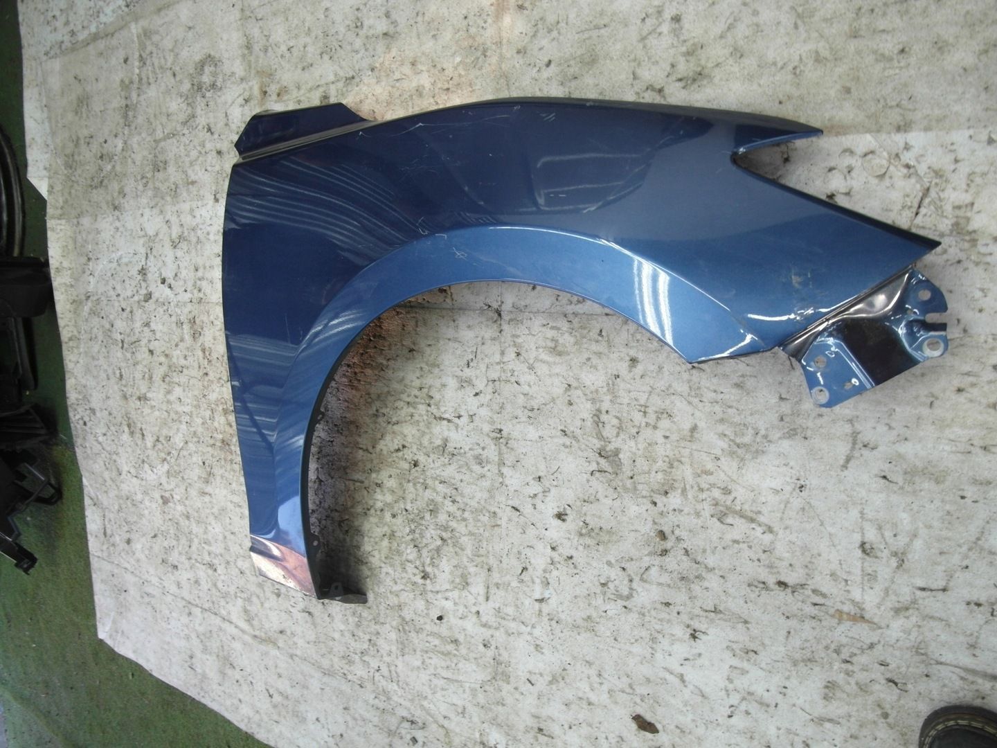 MAZDA 3 BM BDB BŁOTNIK PRZEDNI PRAWY