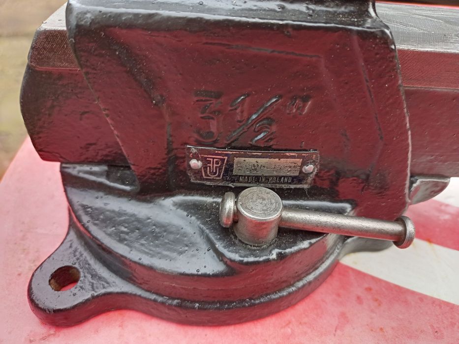 Sprzedam imadło stołowe bizon sprawne