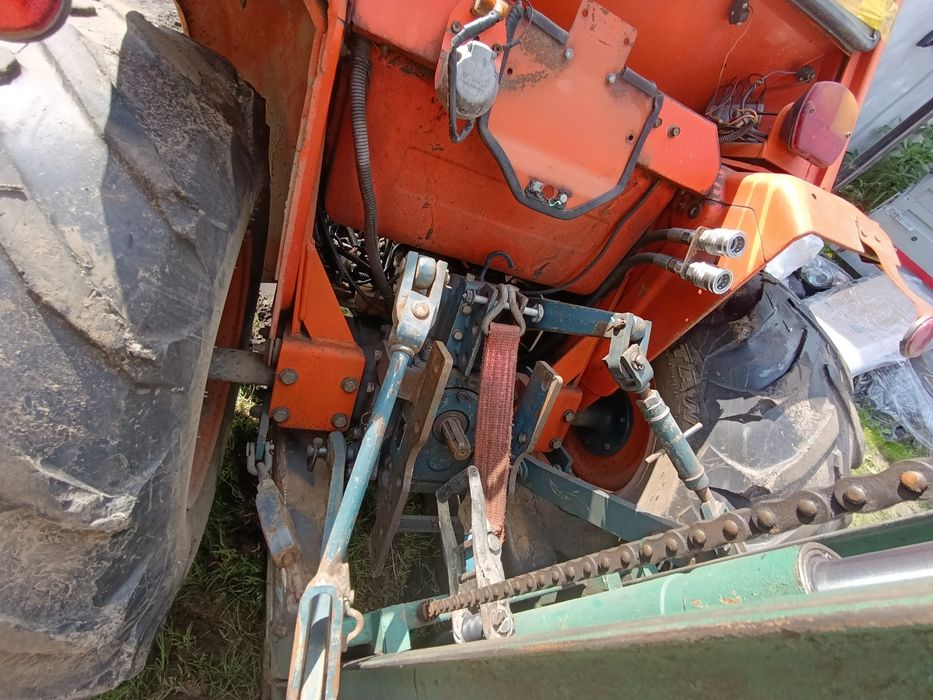 Kubota silnik v1200b napęd skrzynia maska koła błotniki tuz wom zaczep