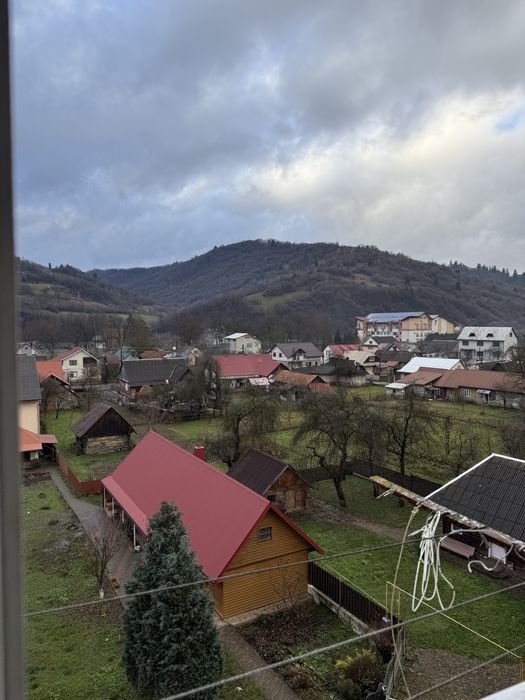 Продається кварьира у горах Карпати в смт. Міжгірʼя