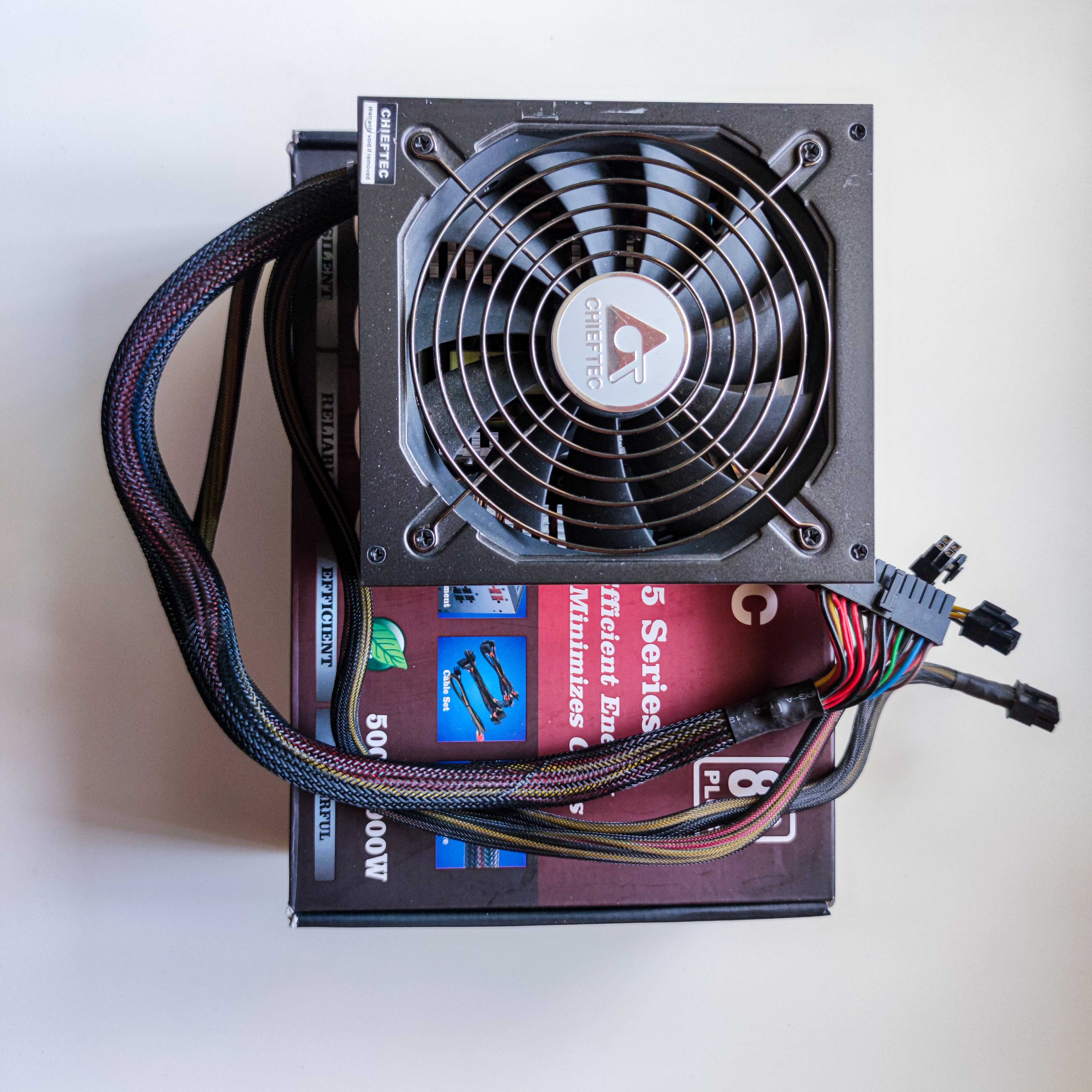 Блок питания Chieftec APS-700C – мощь и надежность в каждом ватте!
