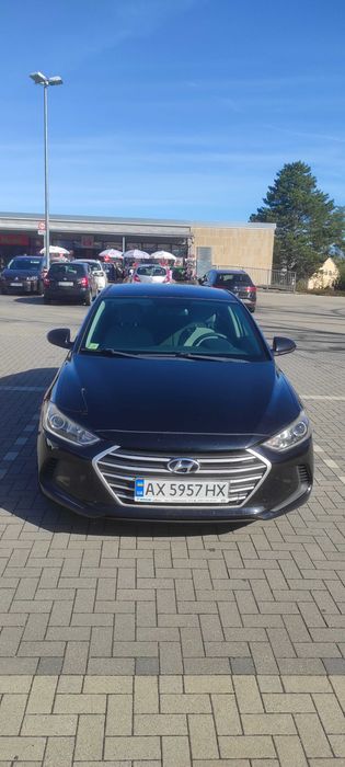 Hyundai Elantra 2.0 AT 2016 газ/бензин, автомат — без вкладень