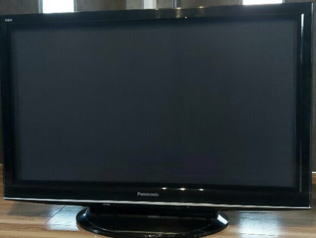 Telewizor Panasonic 42 cale.