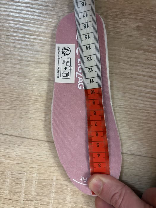 Зимове взуття 26р. Світиться