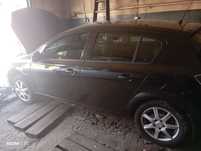 Opel astra H 2009 z uszkodzonym silnikiem