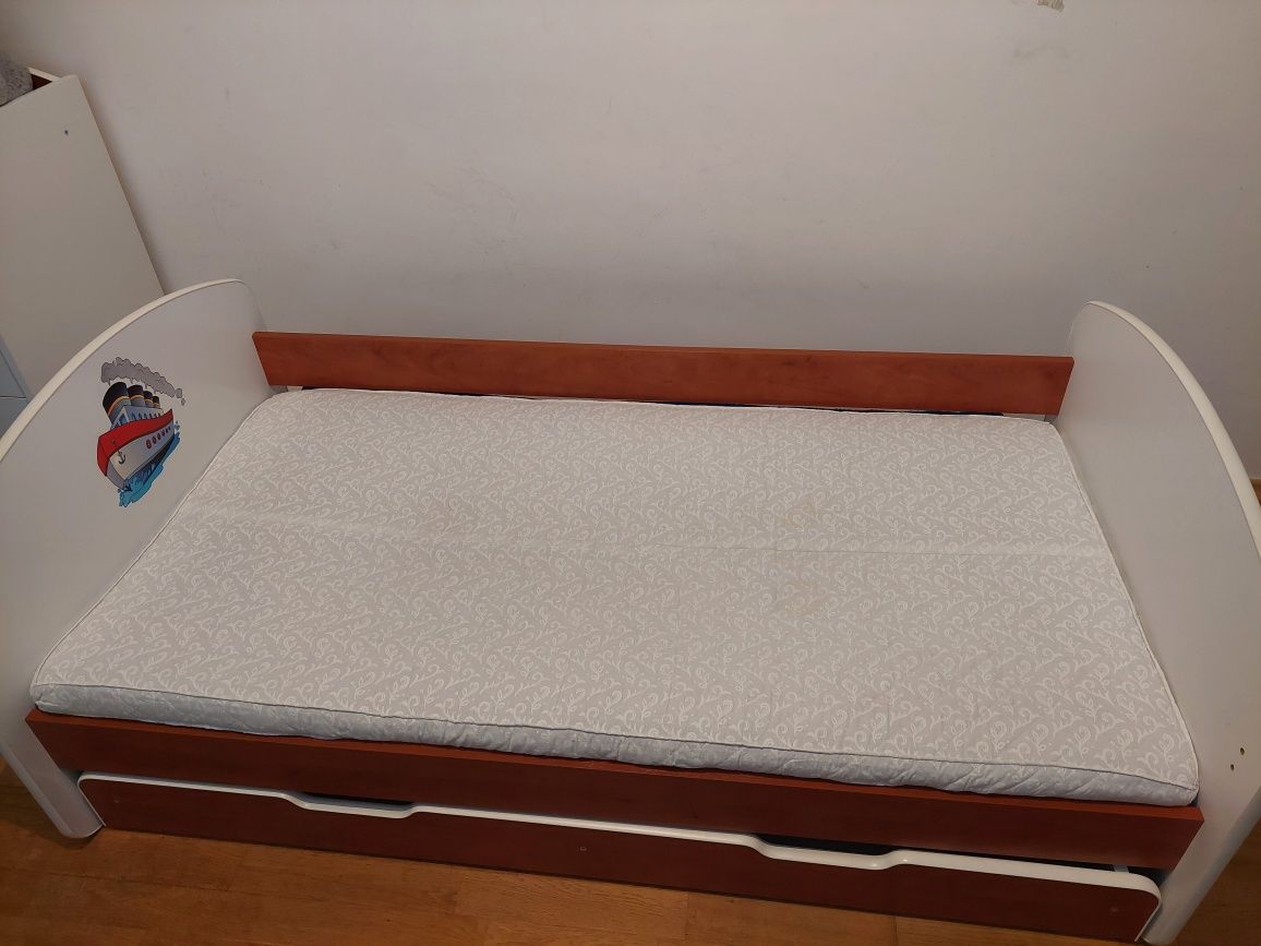 Łóżko dziecięce 160 x 90