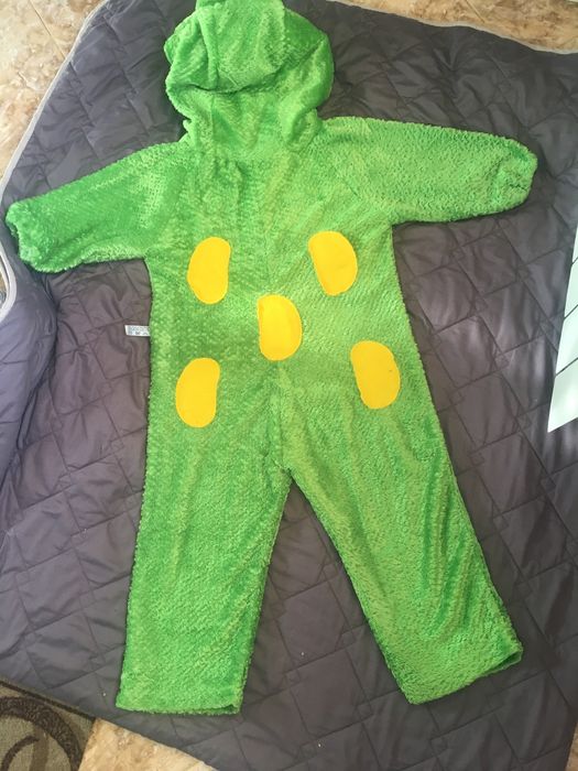 Костюм гномика,гнома,зайчика,зайця,сніговика,жабки. Прокат