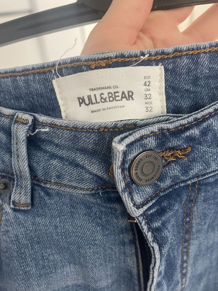 Чоловічі джинси pull bear