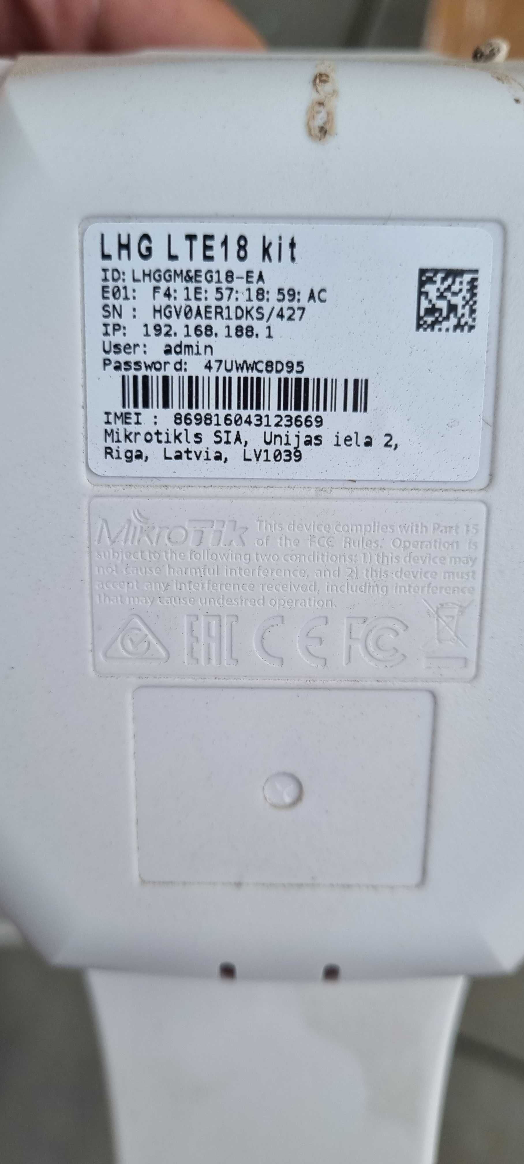 Antena Mikrotik LHG 18 LTE