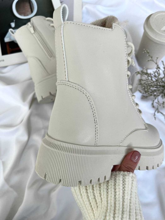 Жіночі зимові черевики (36-41) шкіряні бежеві | сапожки ботинки