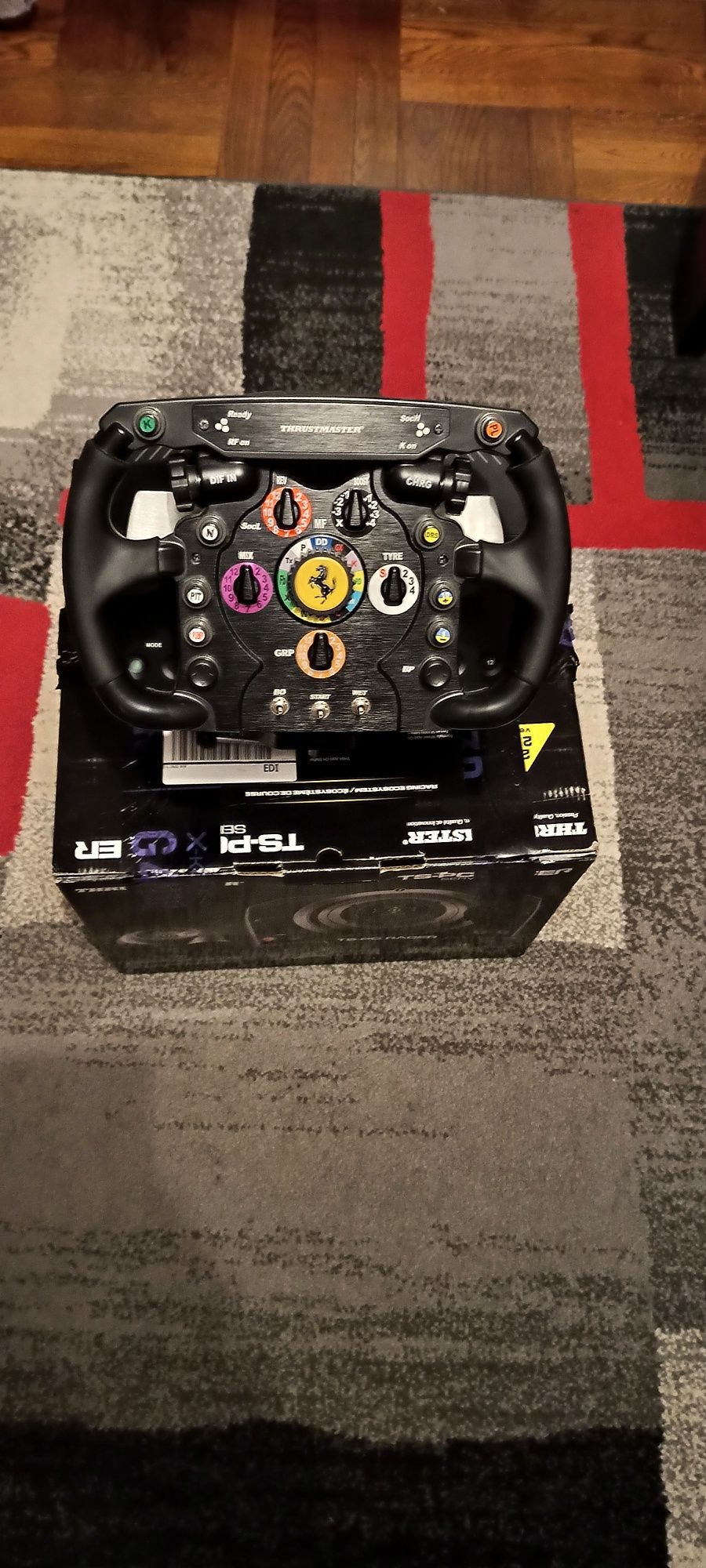 Kierownica Thrustmaster TS-PC pedaly TLCM nakładka F1