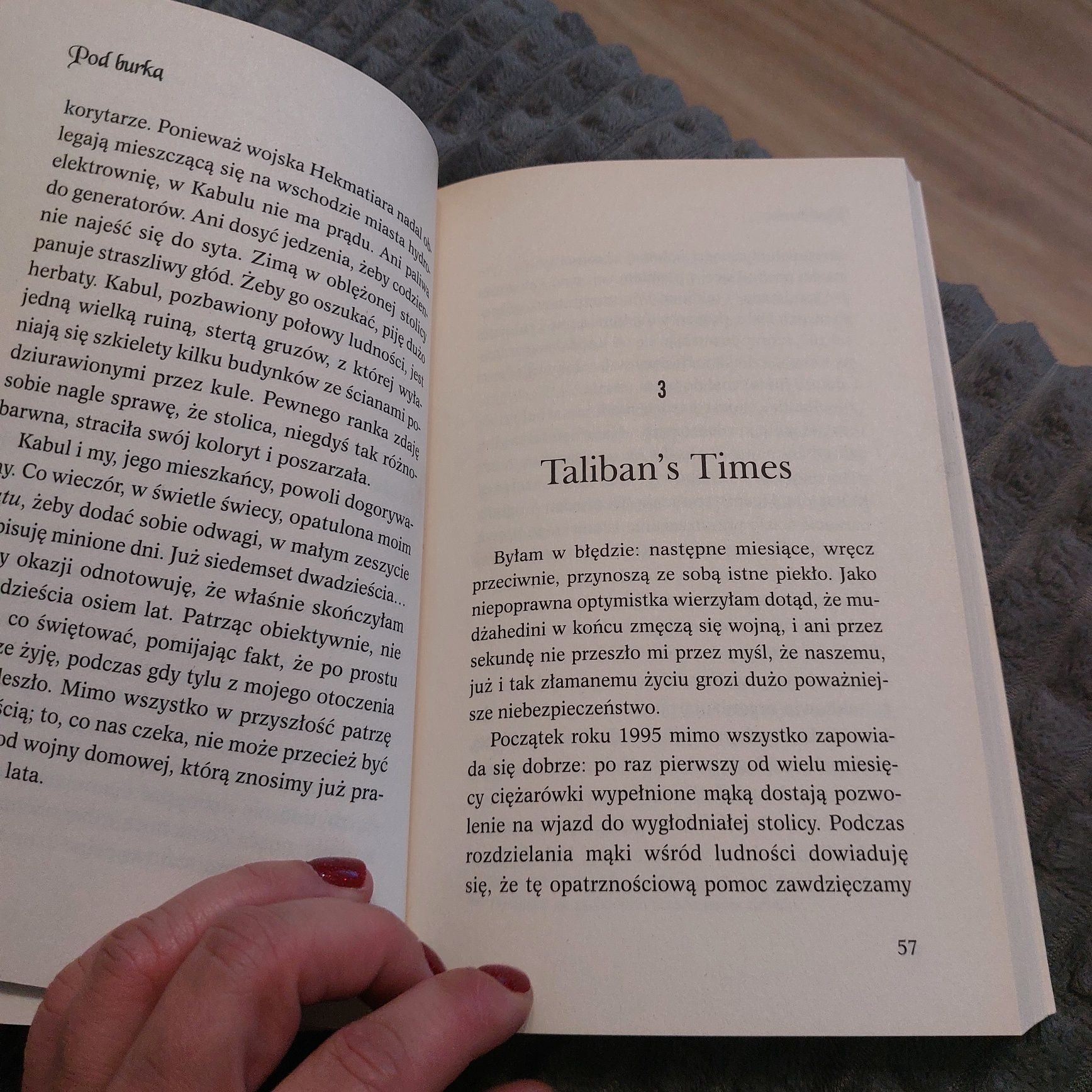 Pod burką Jamila Barakzai, Manom Querouil być kobietą w Afganistanie
