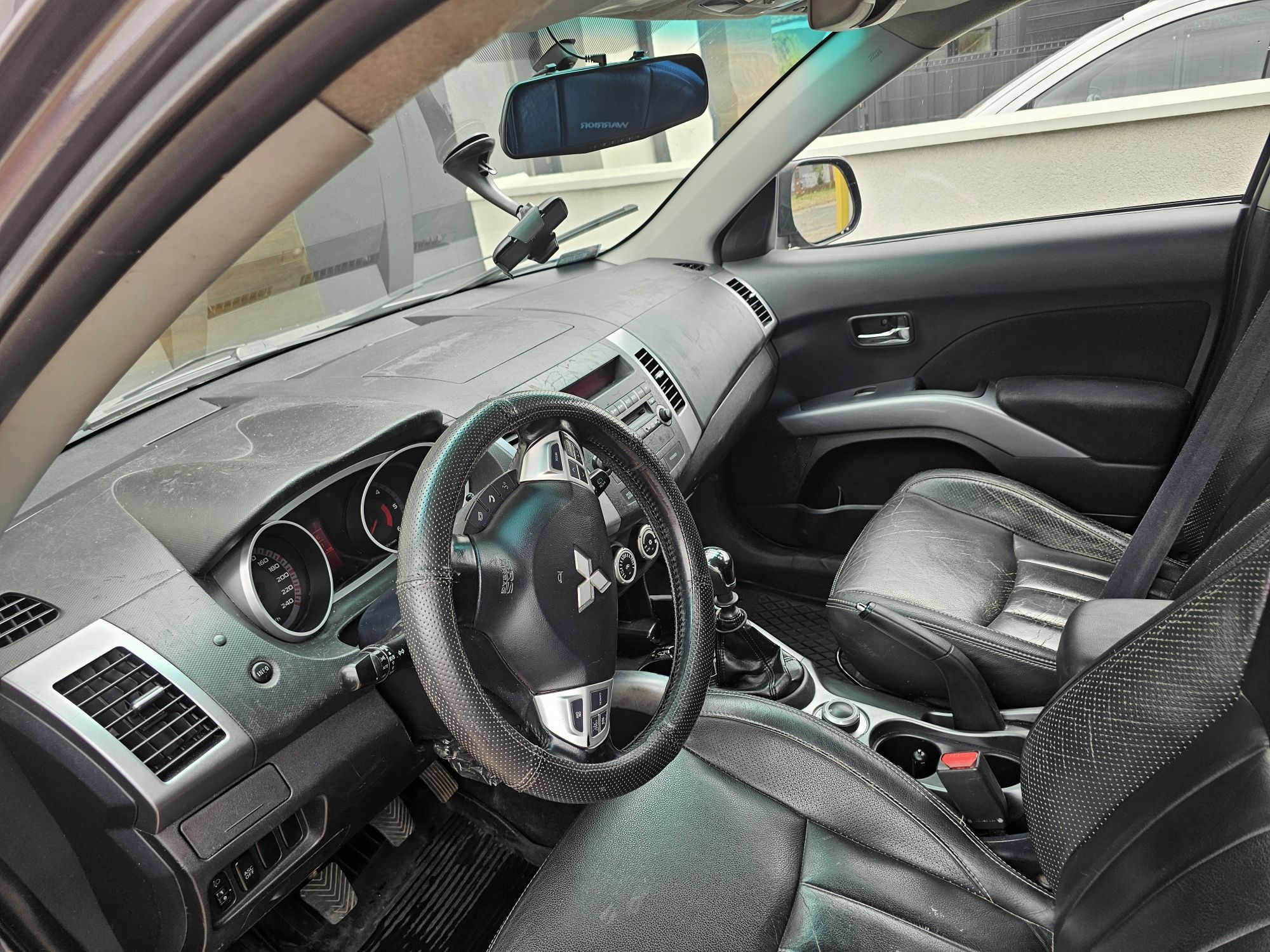 Mitsubishi Outlander II
