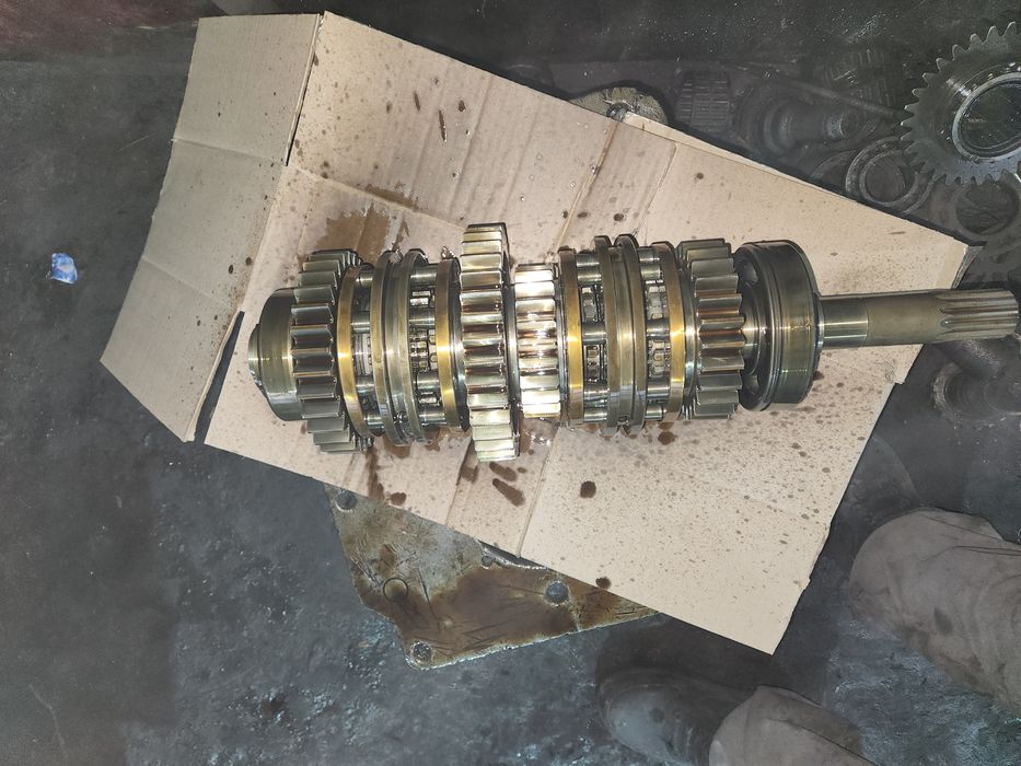 Вал первічний сінхрон шестерні мтз 1025 1221 1523