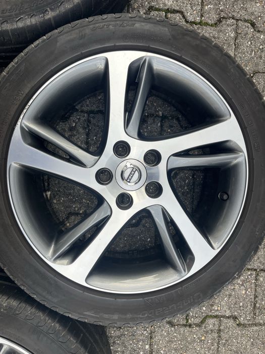 Felgi VOLVO V40 V70 V50 V60 C30 S40 S60 S80 7Jx17H2 5x108 ET52.5