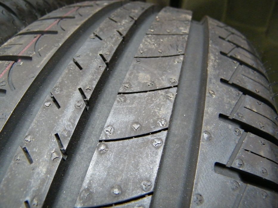 185/55R15 Goodyear Efficient Grip. DEMO