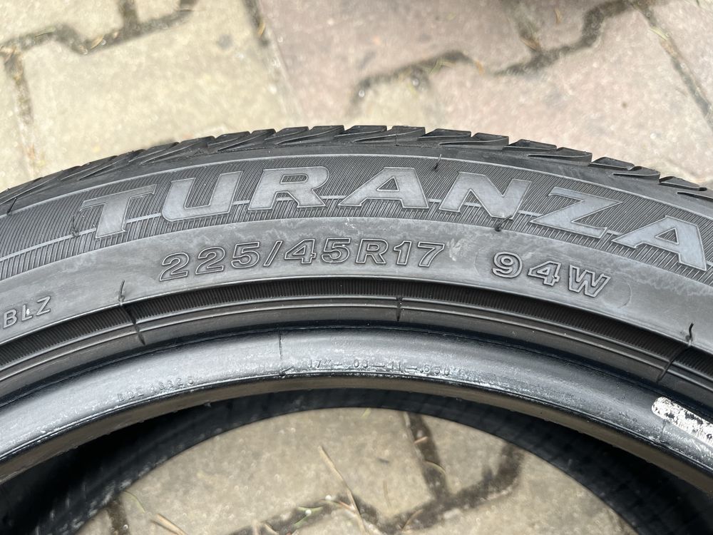 Opony Bridgestone Turanza ER300 225/45R17