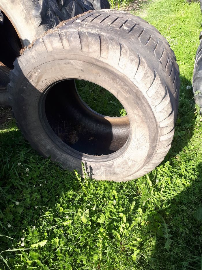 Opony 5 sztuk wzmocnione 16PR BKT FLOTATION 648 700/50 R - 26.5 710/50