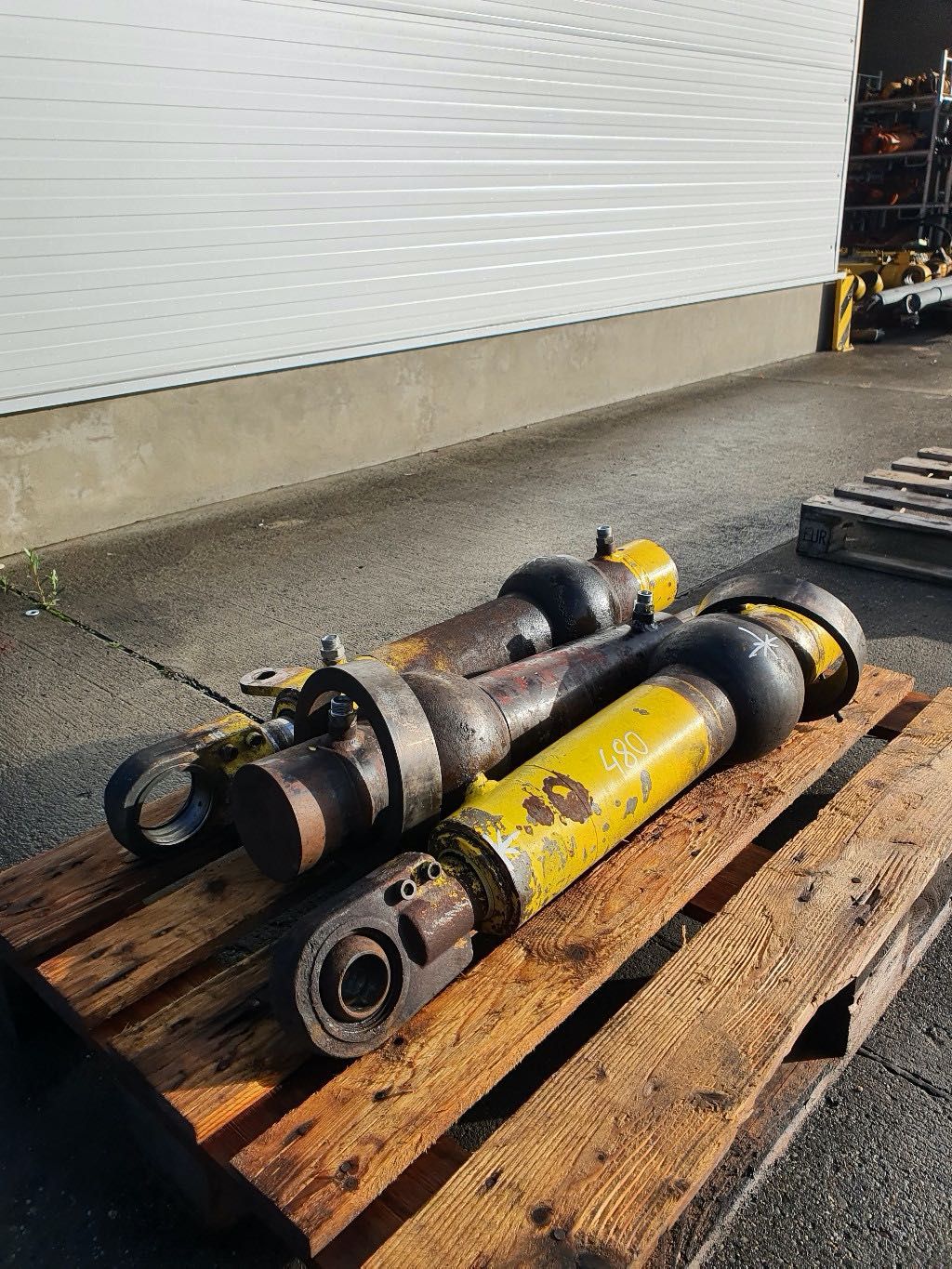 siłownik hydrauliczny do prasy kulowy