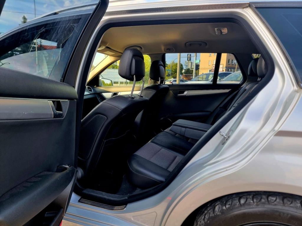 Subaru Forester 2002 2.0 125km LPG, 4x4, automat, klima, zamiana