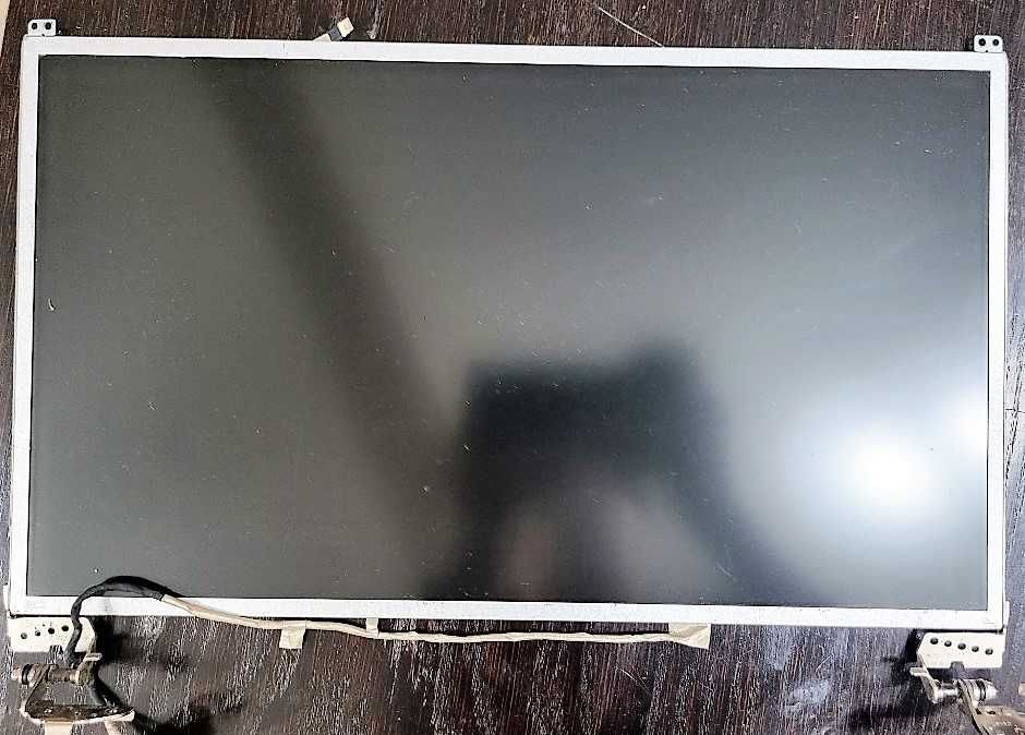 Samsung matryca matowa np350e7c 17,3''