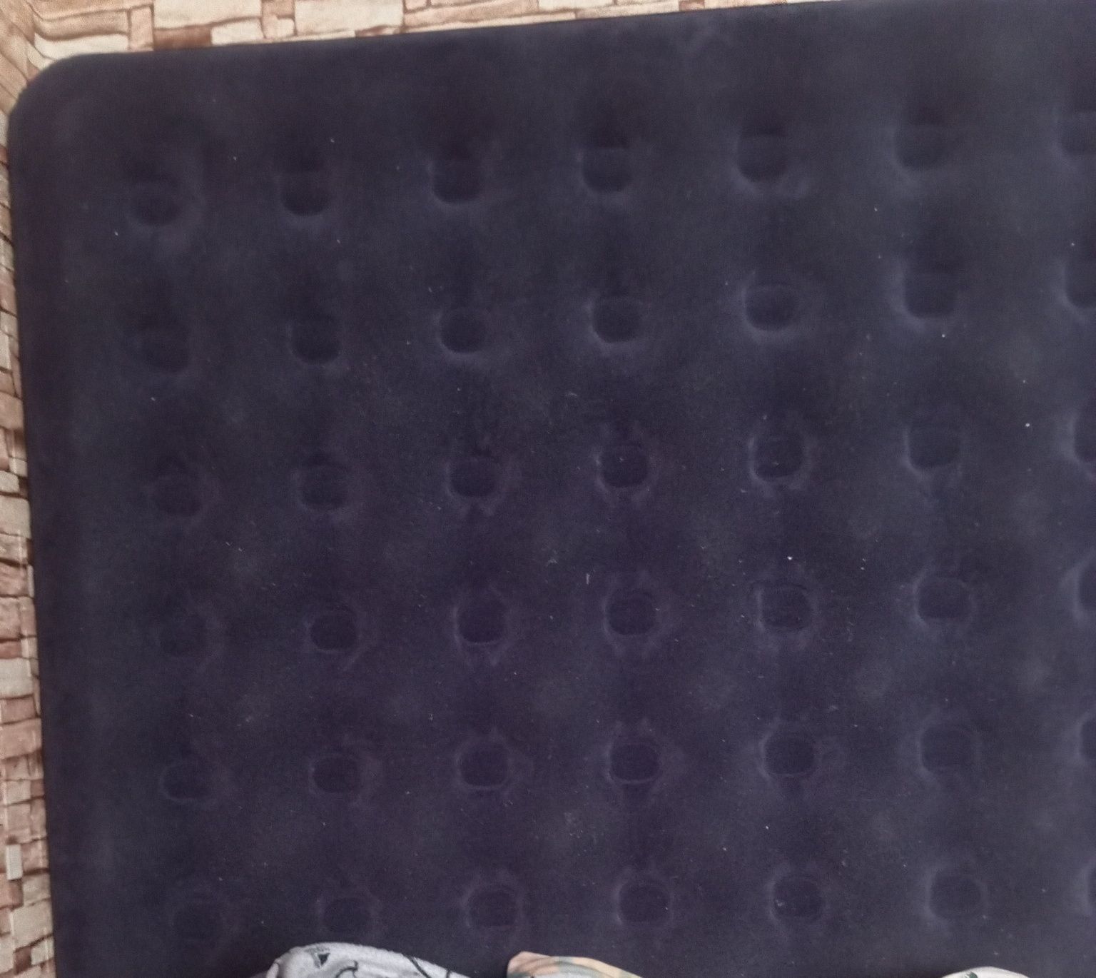Materac 2 osobowy 203x183x22 USZKODZONY