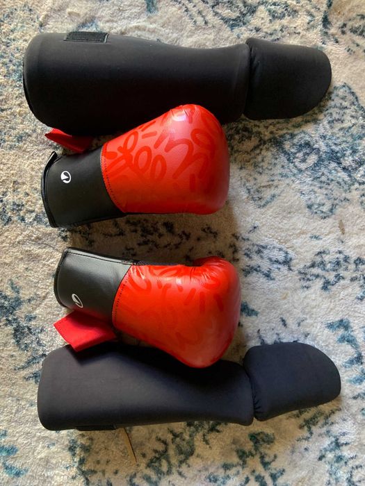 Luvas de Boxe + Caneleiras – Quase Novas