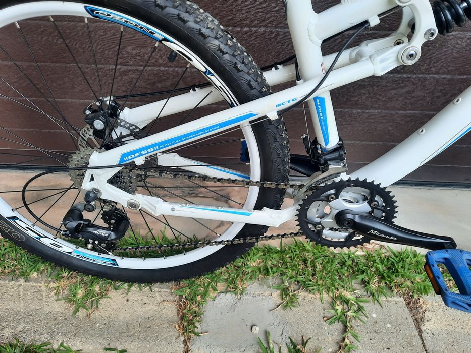 Bicicleta alumínio susp total