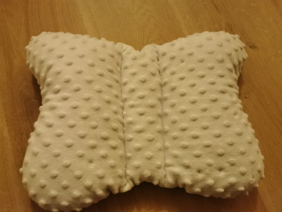 Poduszka motylek niemowlęca