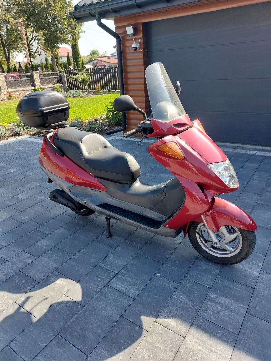 Sprzedam skuter Honda Foresting