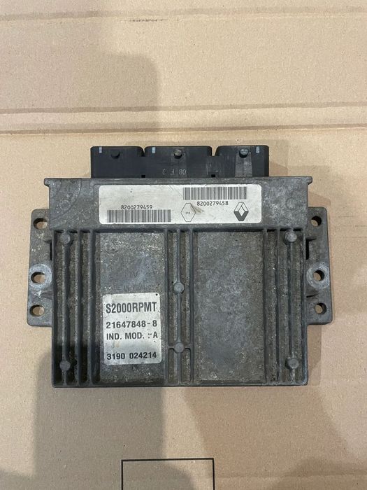 KOMPUTER STEROWNIK SILNIKA ECU RENAULT LAGUNA ESPACE VERSATIS 2.0 8200279459