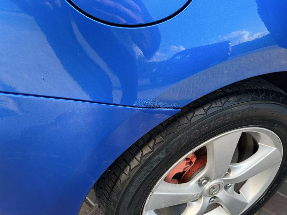 Продам мазда 3 2005год