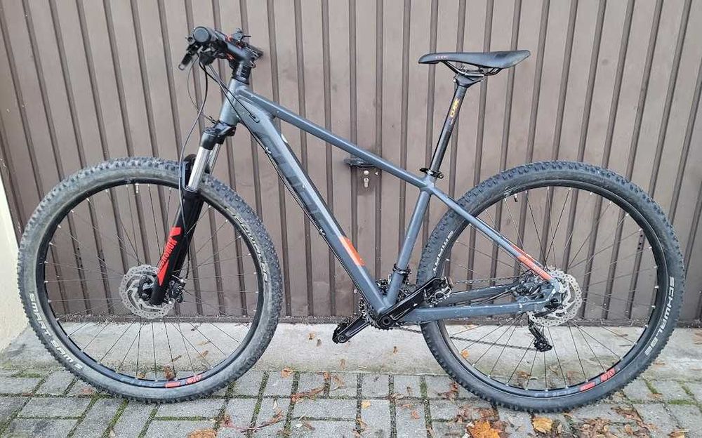 Rower CUBE Attention HPA 29 cali - hamulce hydrauliczne