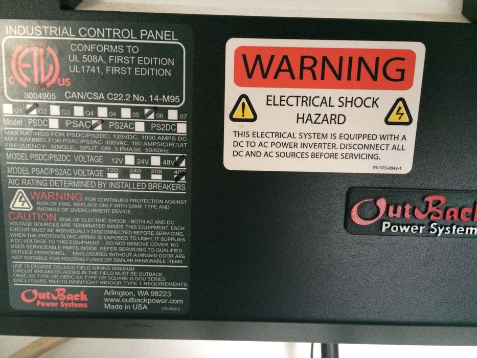 Carregador Outback 60A. Inversor Outback. Quadro gerador.