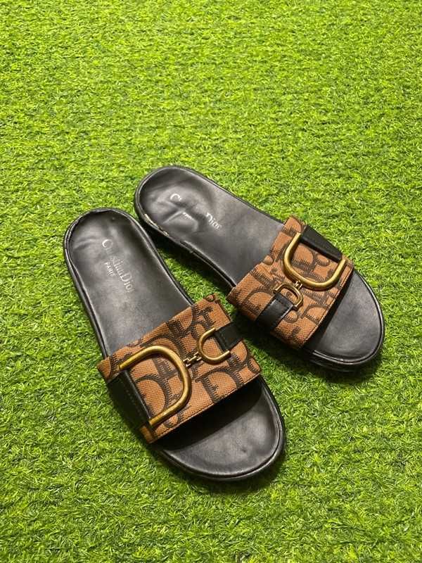 Klapki Christian Dior