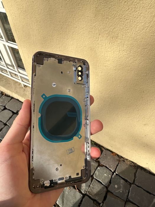 iPhone XS Max корпус