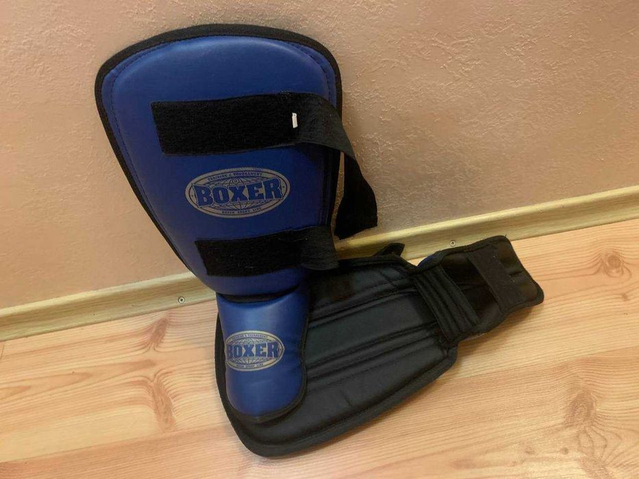 Щитки (защита) на голень и стопу