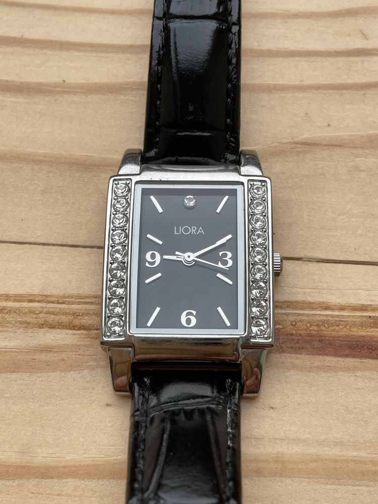 Zegarek LIORA z kamieniami Swarovski
