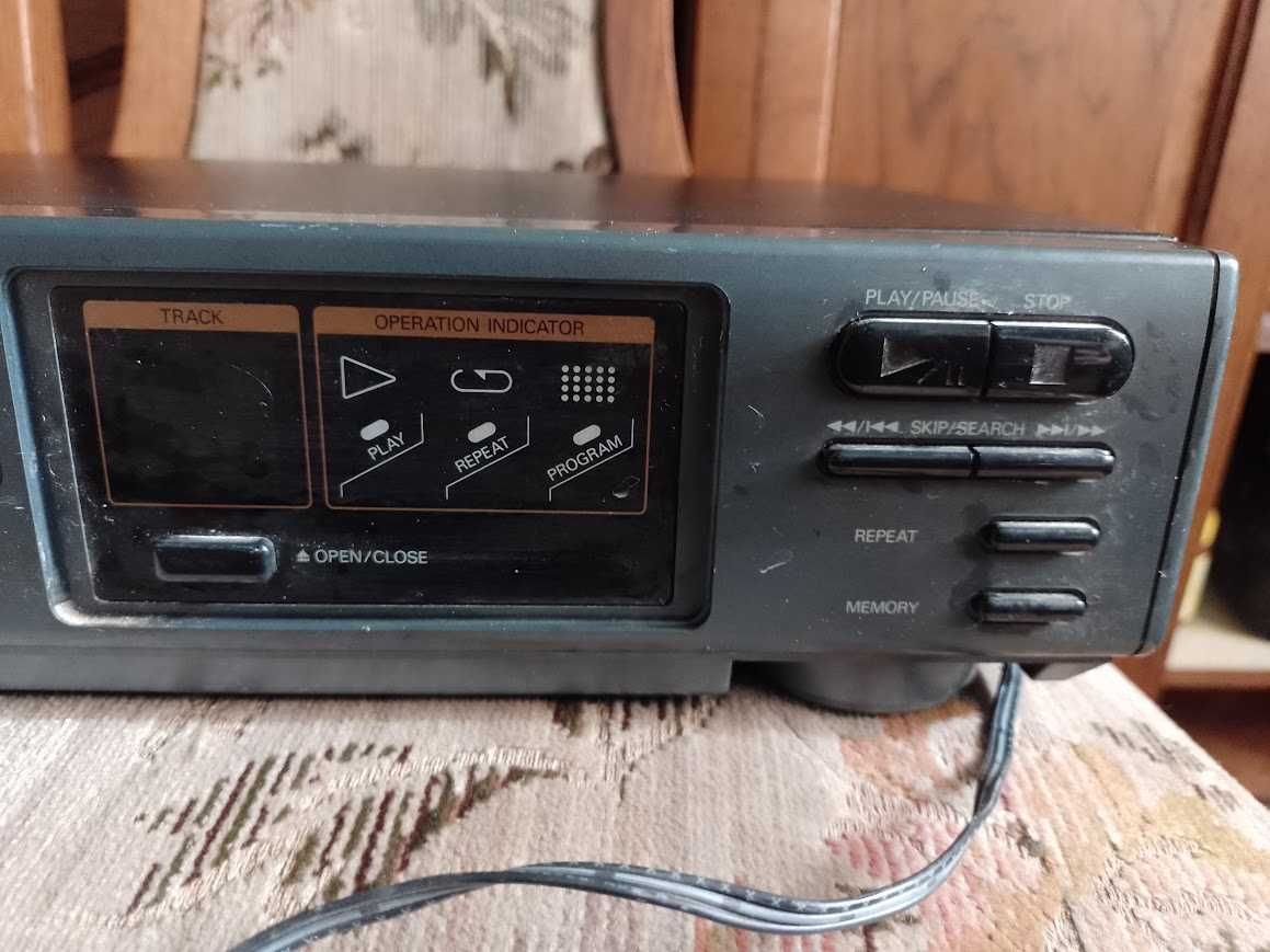 SANYO CP-X500 - Odtwarzacz