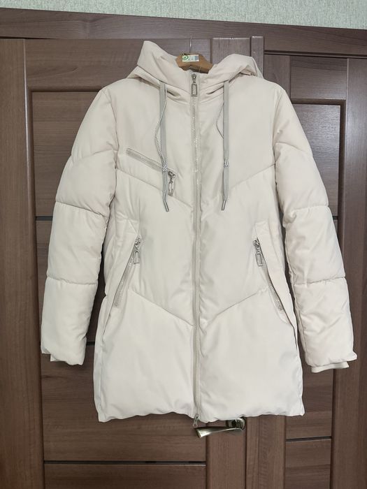 Продам зимову куртку