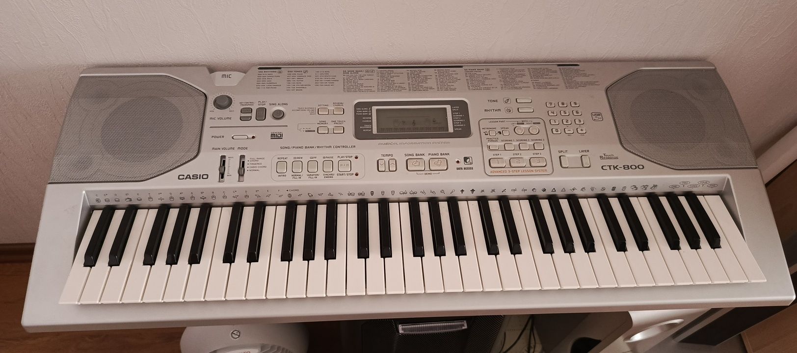 Синтезатор Casio CTK-800