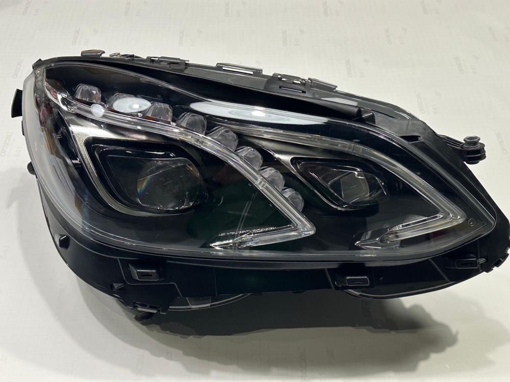 Aktywne lampy led do Mercedesa w212