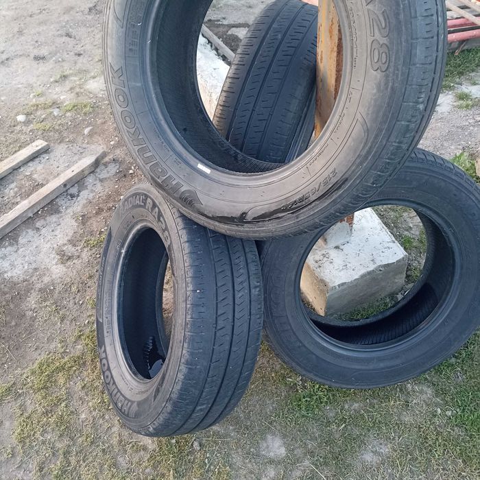 Продам б/у літні шини 215/65 r16 C Hankook 106/104T