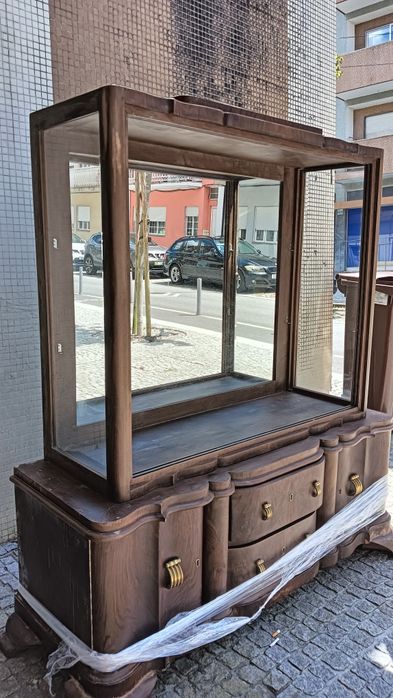 Vitrine artdeco muito antiga.