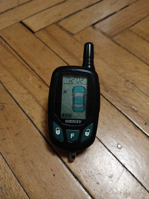 Брелок автосигнализацыи Sheriff 5BTX900LCD.